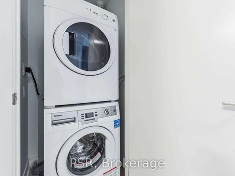 Photo 13 at 1205 - 501 Adelaide Street W, Waterfront Communities C1, Toronto