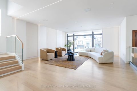 Photo 8 at 21 Farrell Avenue, Willowdale West, Toronto