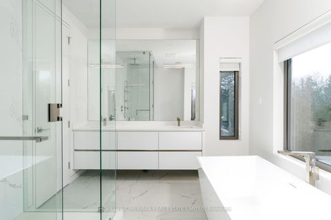 Photo 24 at 21 Farrell Avenue, Willowdale West, Toronto