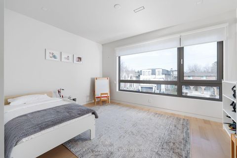 Photo 26 at 21 Farrell Avenue, Willowdale West, Toronto