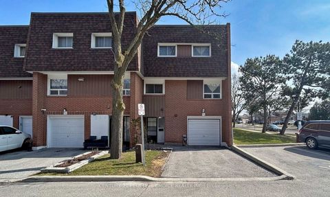 Photo 0 at 102 - 4 Litchfield Court, Clairville, Toronto