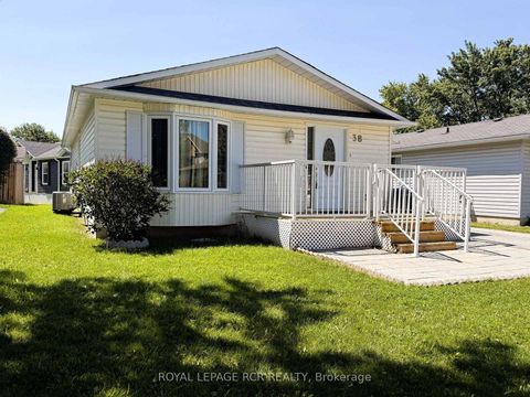 Photo 5 at 38 Royal Oak Drive, Cookstown, Innisfil