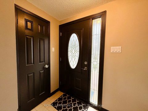 Photo 6 at 38 Royal Oak Drive, Cookstown, Innisfil