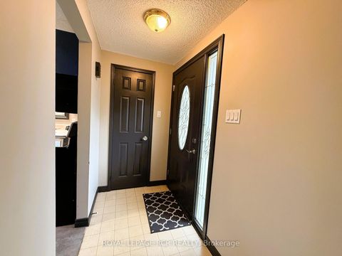 Photo 7 at 38 Royal Oak Drive, Cookstown, Innisfil