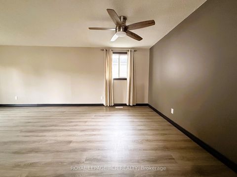Photo 12 at 38 Royal Oak Drive, Cookstown, Innisfil
