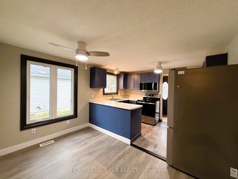 Photo 13 at 38 Royal Oak Drive, Cookstown, Innisfil