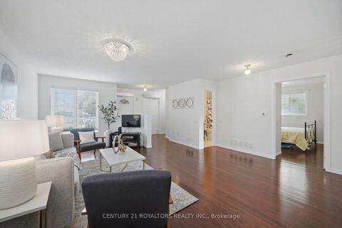 Photo 12 at 41 Irene Drive SE, Painswick South, Barrie