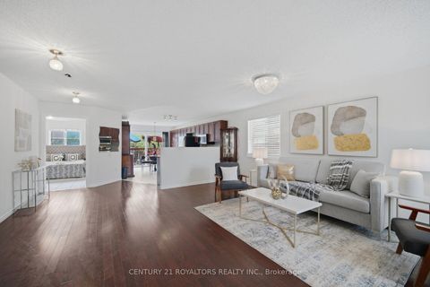 Photo 13 at 41 Irene Drive SE, Painswick South, Barrie