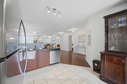 Photo 14 at 41 Irene Drive SE, Painswick South, Barrie