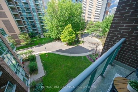 Photo 19 at 402 - 9 Michael Power Place, City Centre West, Toronto