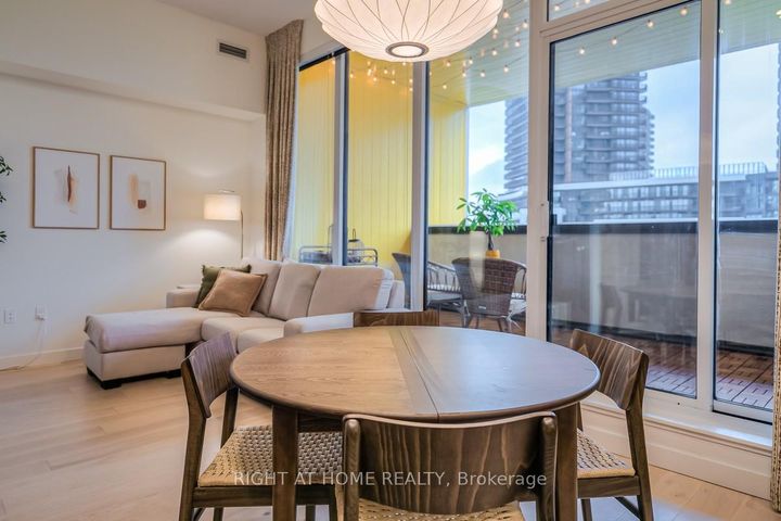 Photo 10 at 511 - 95 McMahon Drive, Bayview Village, Toronto