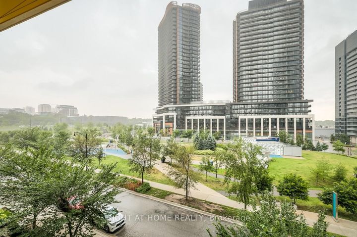 Photo 18 at 511 - 95 McMahon Drive, Bayview Village, Toronto