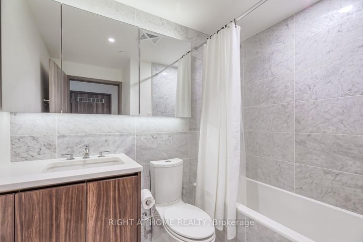 Photo 28 at 511 - 95 McMahon Drive, Bayview Village, Toronto
