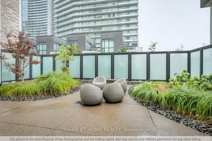 Photo 32 at 511 - 95 McMahon Drive, Bayview Village, Toronto