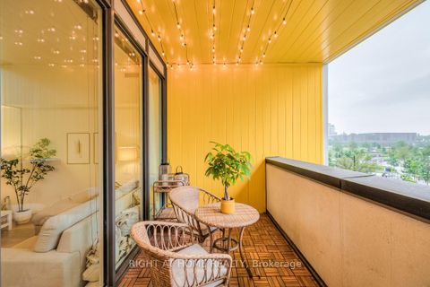 Photo 15 at 511 - 95 McMahon Drive, Bayview Village, Toronto