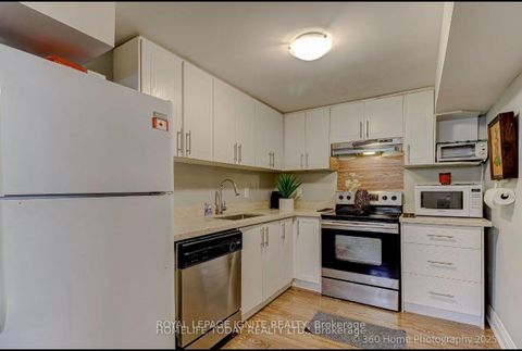Photo 14 at 6 Greyabbey Trail, Guildwood, Toronto