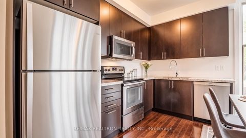 Photo 1 at 112 - 23 Eldora Avenue, Newtonbrook West, Toronto