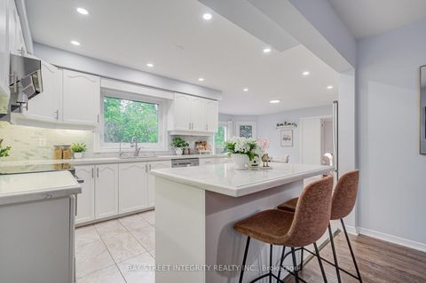 Photo 10 at 753 College Manor Drive, College Manor, Newmarket