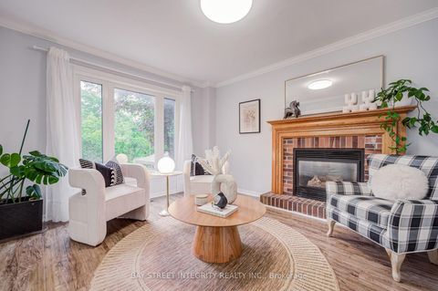 Photo 15 at 753 College Manor Drive, College Manor, Newmarket