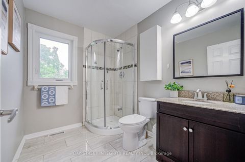 Photo 32 at 753 College Manor Drive, College Manor, Newmarket
