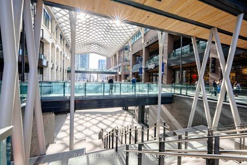 Photo 4 at 801 - 480 Front Street W, Waterfront Communities C1, Toronto