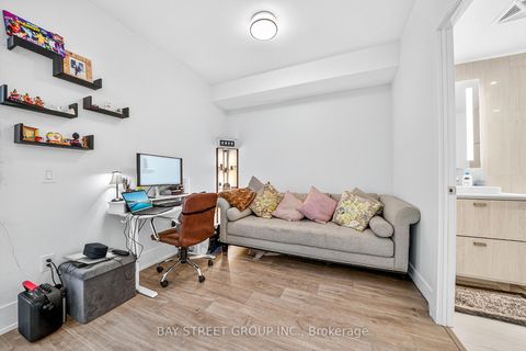 Photo 11 at 801 - 480 Front Street W, Waterfront Communities C1, Toronto