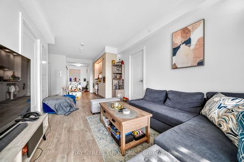 Photo 14 at 801 - 480 Front Street W, Waterfront Communities C1, Toronto