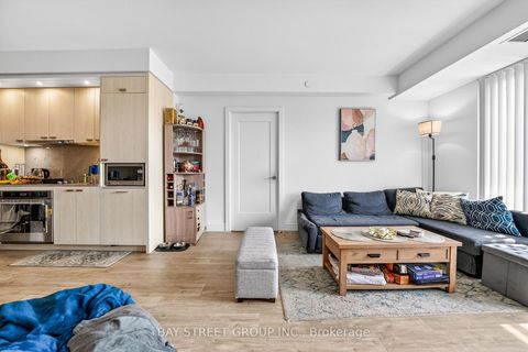 Photo 16 at 801 - 480 Front Street W, Waterfront Communities C1, Toronto