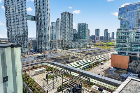 Photo 19 at 801 - 480 Front Street W, Waterfront Communities C1, Toronto