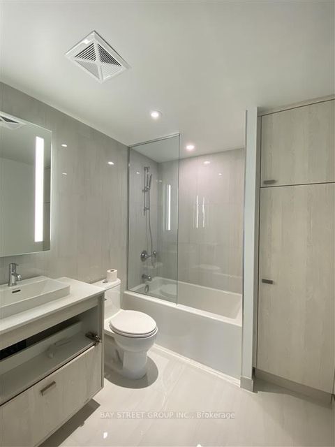 Photo 29 at 801 - 480 Front Street W, Waterfront Communities C1, Toronto
