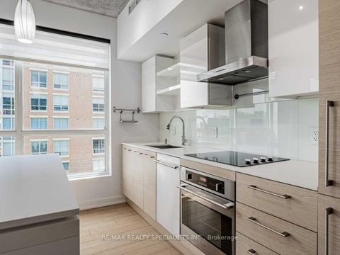 Photo 8 at 320 - 1030 King Street W, Niagara, Toronto