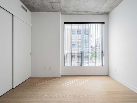 Photo 13 at 320 - 1030 King Street W, Niagara, Toronto