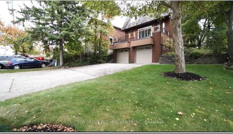 Photo 3 at 19 Cardell Avenue, Pelmo Park W4, Toronto
