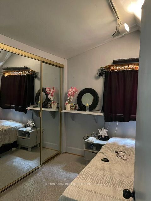 Photo 17 at 19 Cardell Avenue, Pelmo Park W4, Toronto