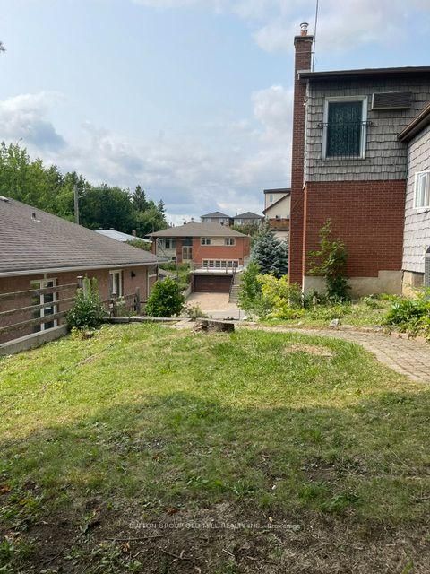Photo 22 at 19 Cardell Avenue, Pelmo Park W4, Toronto