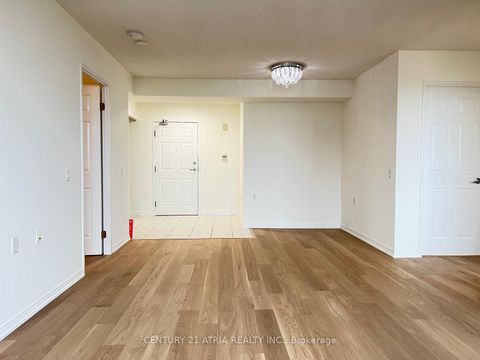 Photo 4 at 904 - 2800 Warden Avenue, L'Amoreaux, Toronto