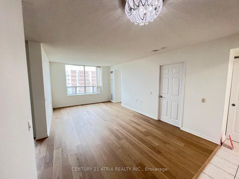 Photo 6 at 904 - 2800 Warden Avenue, L'Amoreaux, Toronto