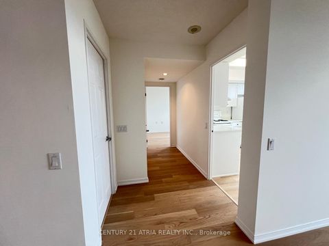 Photo 9 at 904 - 2800 Warden Avenue, L'Amoreaux, Toronto