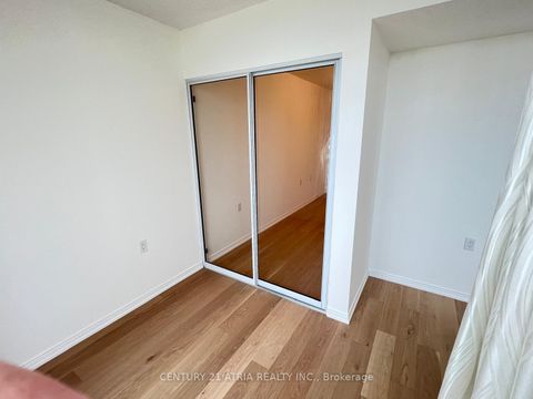 Photo 14 at 904 - 2800 Warden Avenue, L'Amoreaux, Toronto