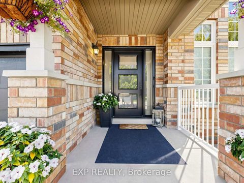 Photo 3 at 9 Carness Crescent, Keswick South, Georgina