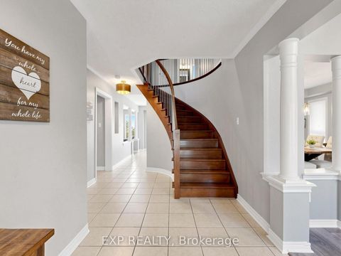Photo 5 at 9 Carness Crescent, Keswick South, Georgina
