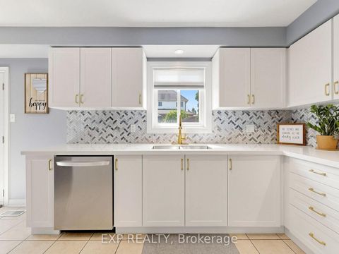 Photo 17 at 9 Carness Crescent, Keswick South, Georgina