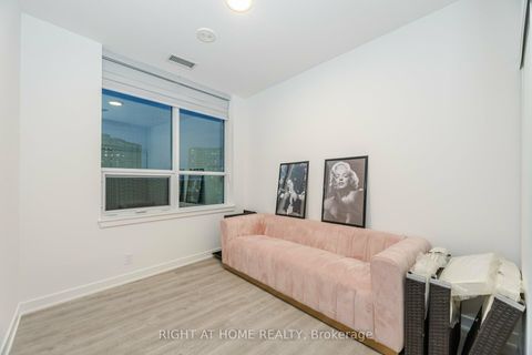 Photo 21 at 226 - 50 Upper MAll Way, Brownridge, Vaughan