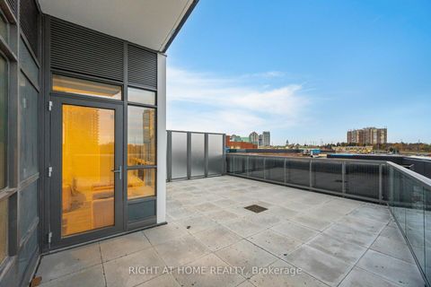 Photo 25 at 226 - 50 Upper MAll Way, Brownridge, Vaughan