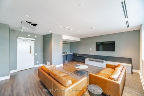 Photo 44 at 226 - 50 Upper MAll Way, Brownridge, Vaughan