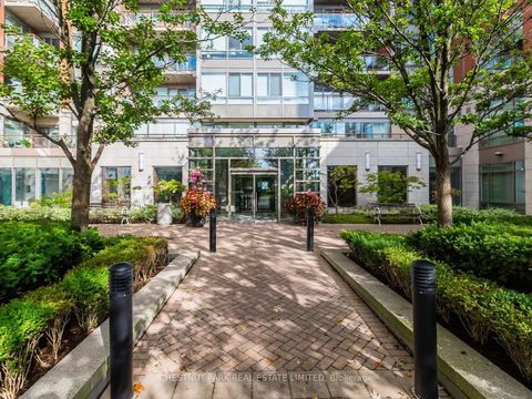Photo 1 at 318W - 500 Queens Quay, Waterfront Communities C1, Toronto