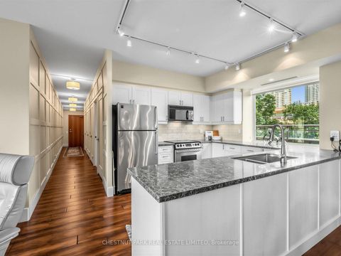Photo 10 at 318W - 500 Queens Quay, Waterfront Communities C1, Toronto