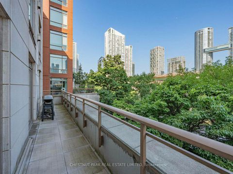 Photo 14 at 318W - 500 Queens Quay, Waterfront Communities C1, Toronto