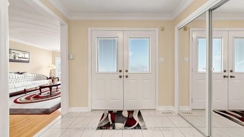 Photo 3 at 11 Devonridge Crescent, Highland Creek, Toronto