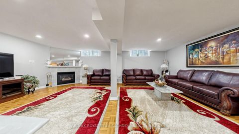 Photo 32 at 11 Devonridge Crescent, Highland Creek, Toronto